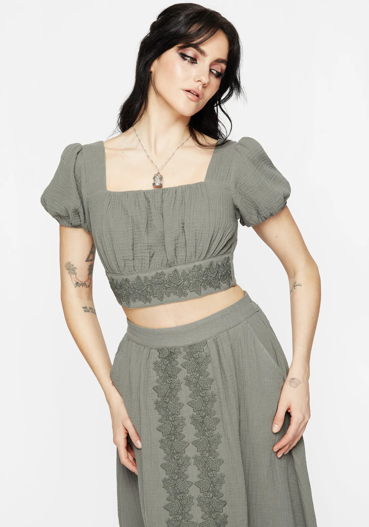 Alder Cotton Ivy Detail Crop Top