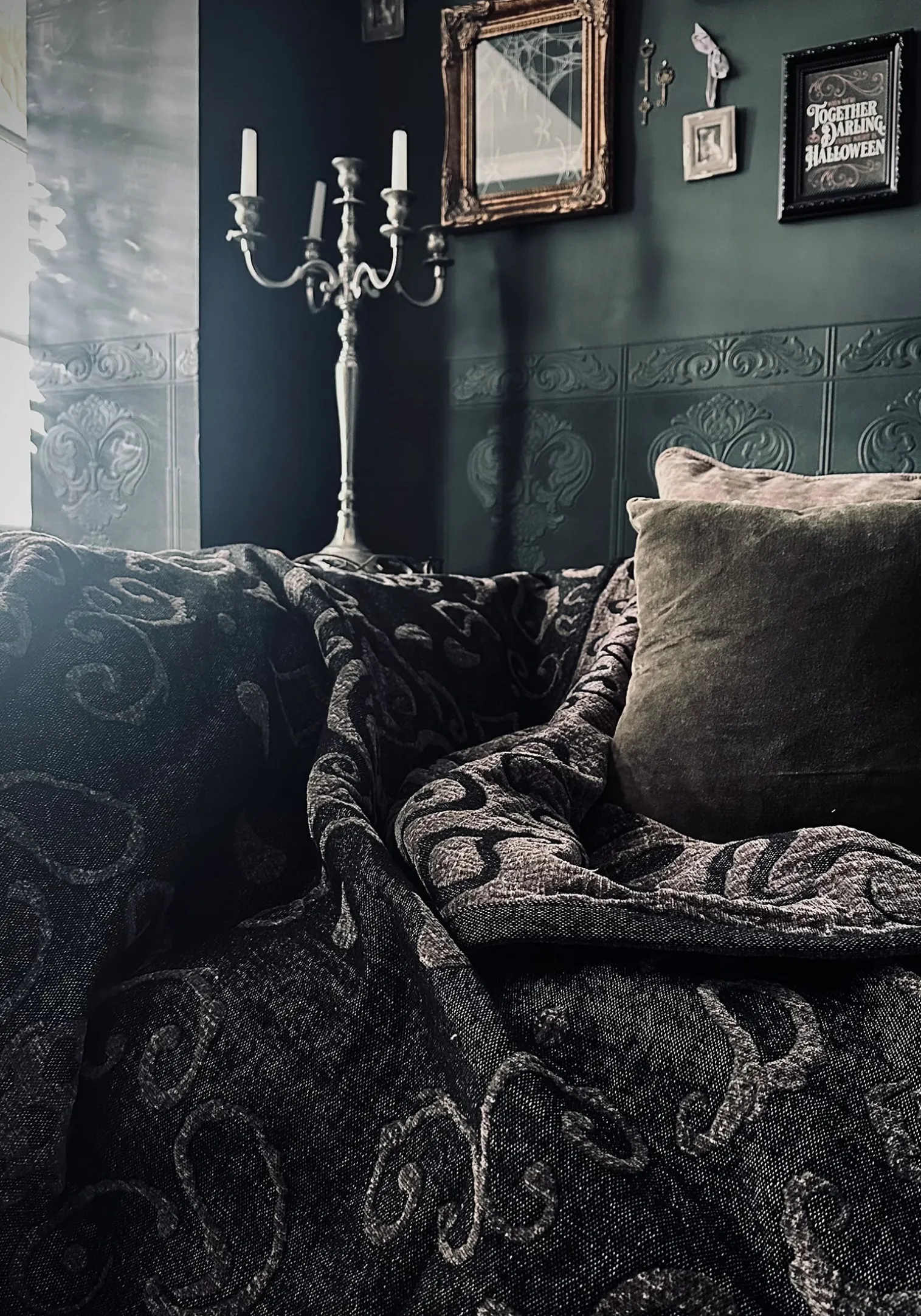 Anarchy Skull Jacquard Cotton Chenille Blanket