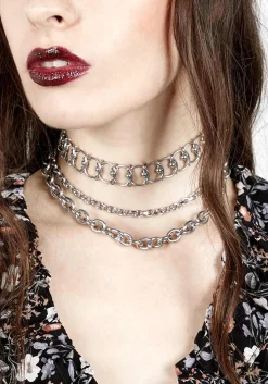 Auricle Choker