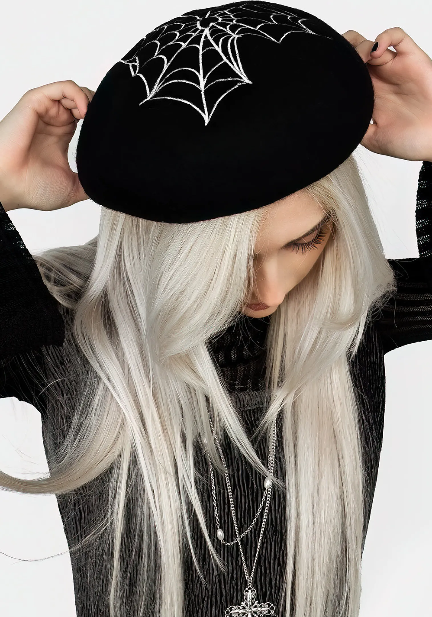 Catch Feelings Beret
