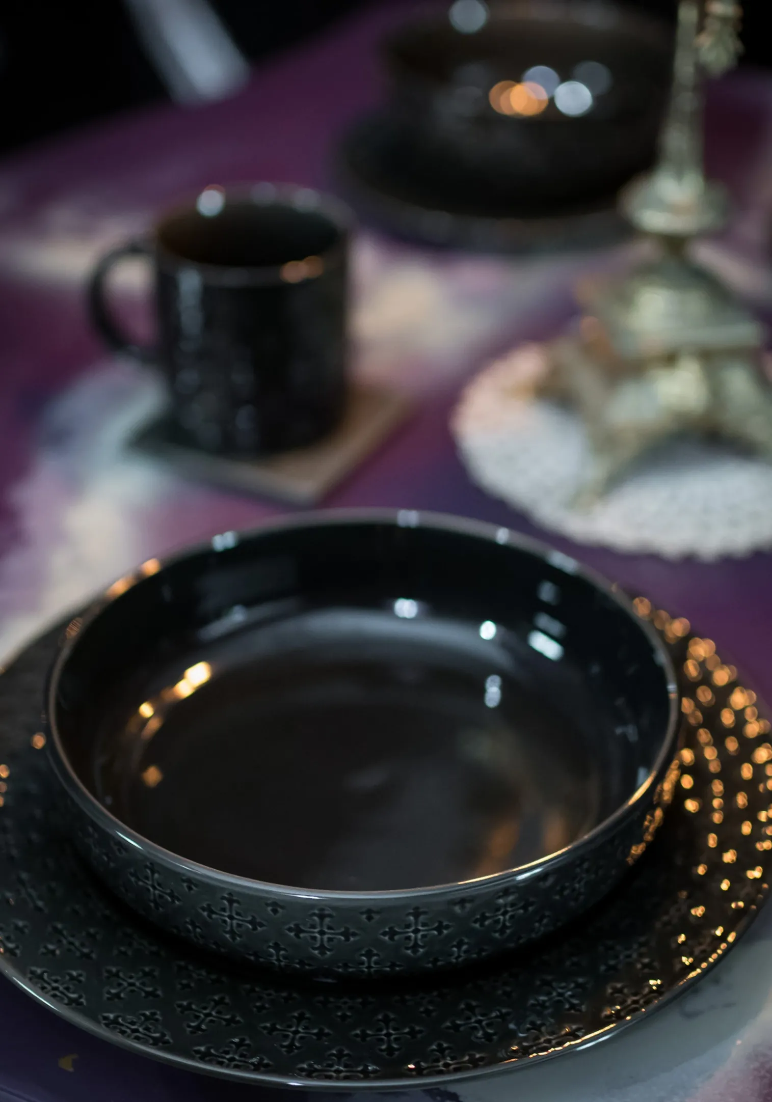 Crux Debossed Ombre Dinner Plate (4 Piece Set)