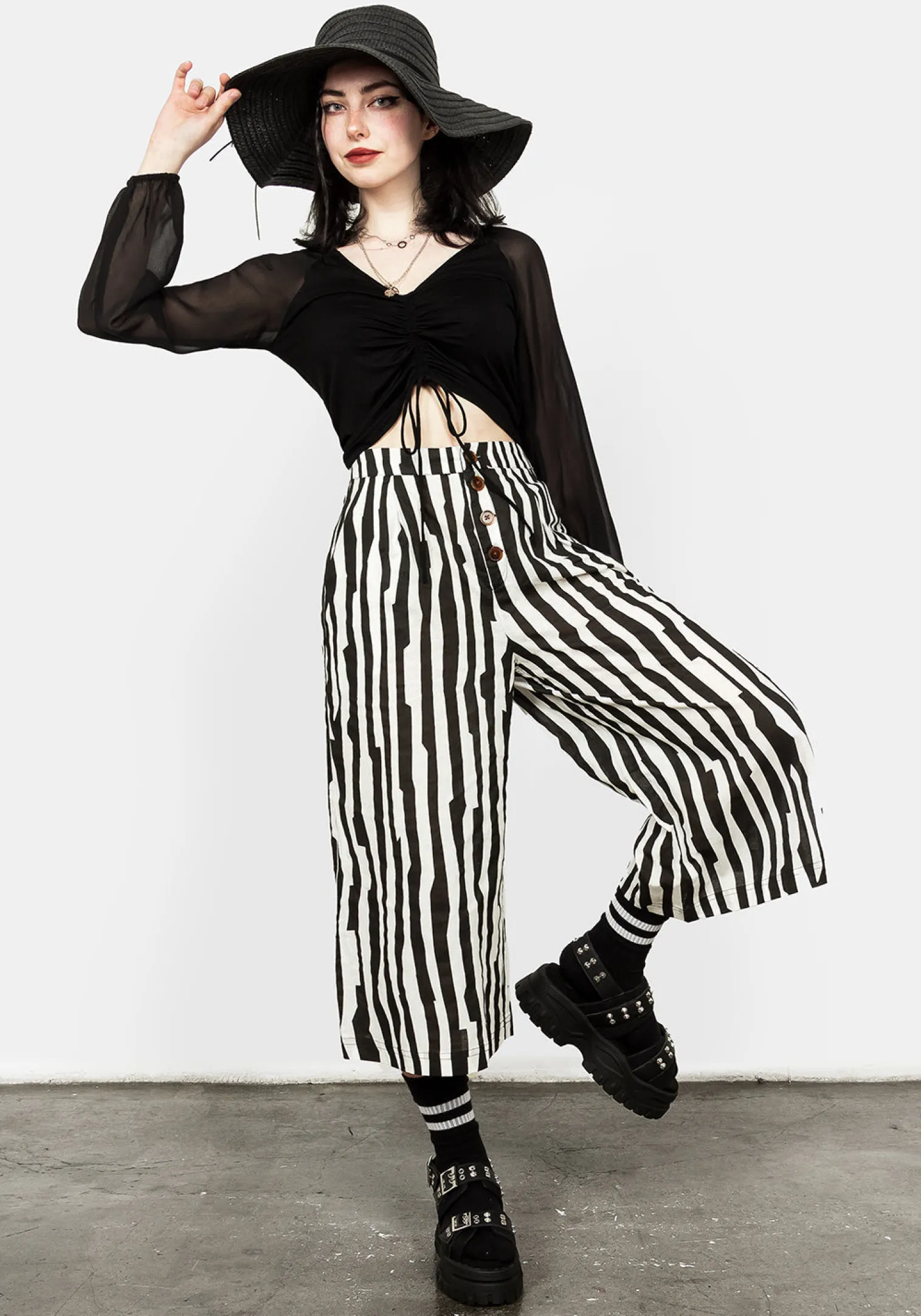 Dark Wave Crop Trousers