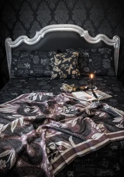 Deception Floral Snake Woven Blanket - Purple
