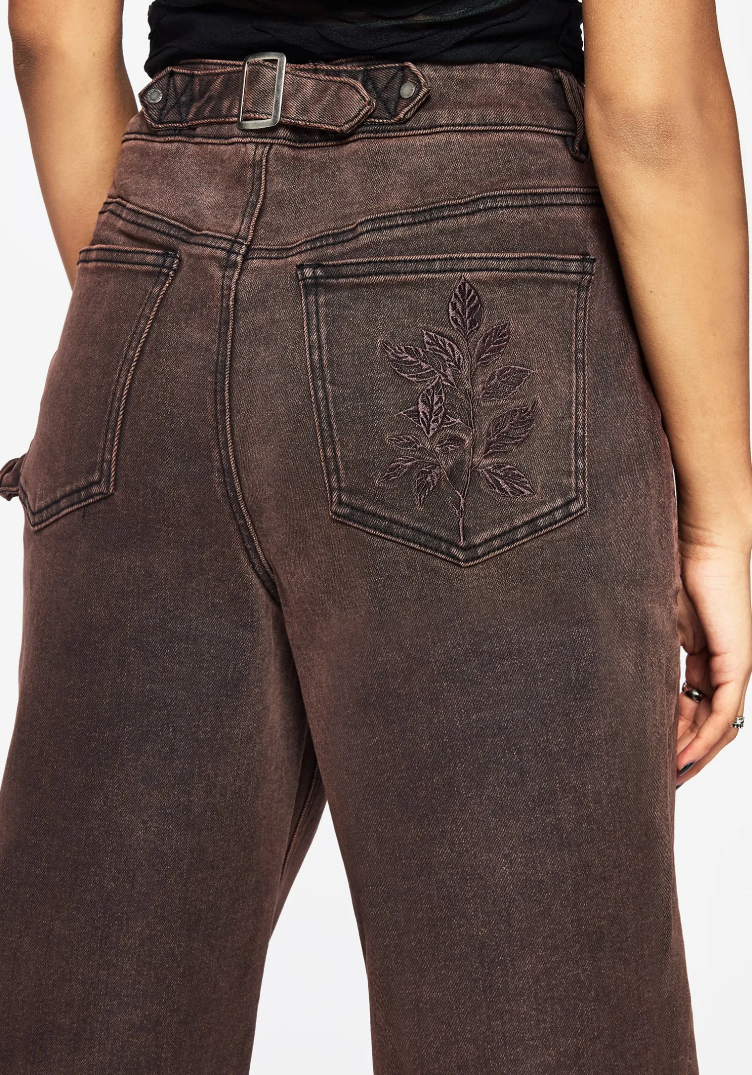 Echo Autumnal Leaf Embroidered Pocket Detail Cropped Jeans