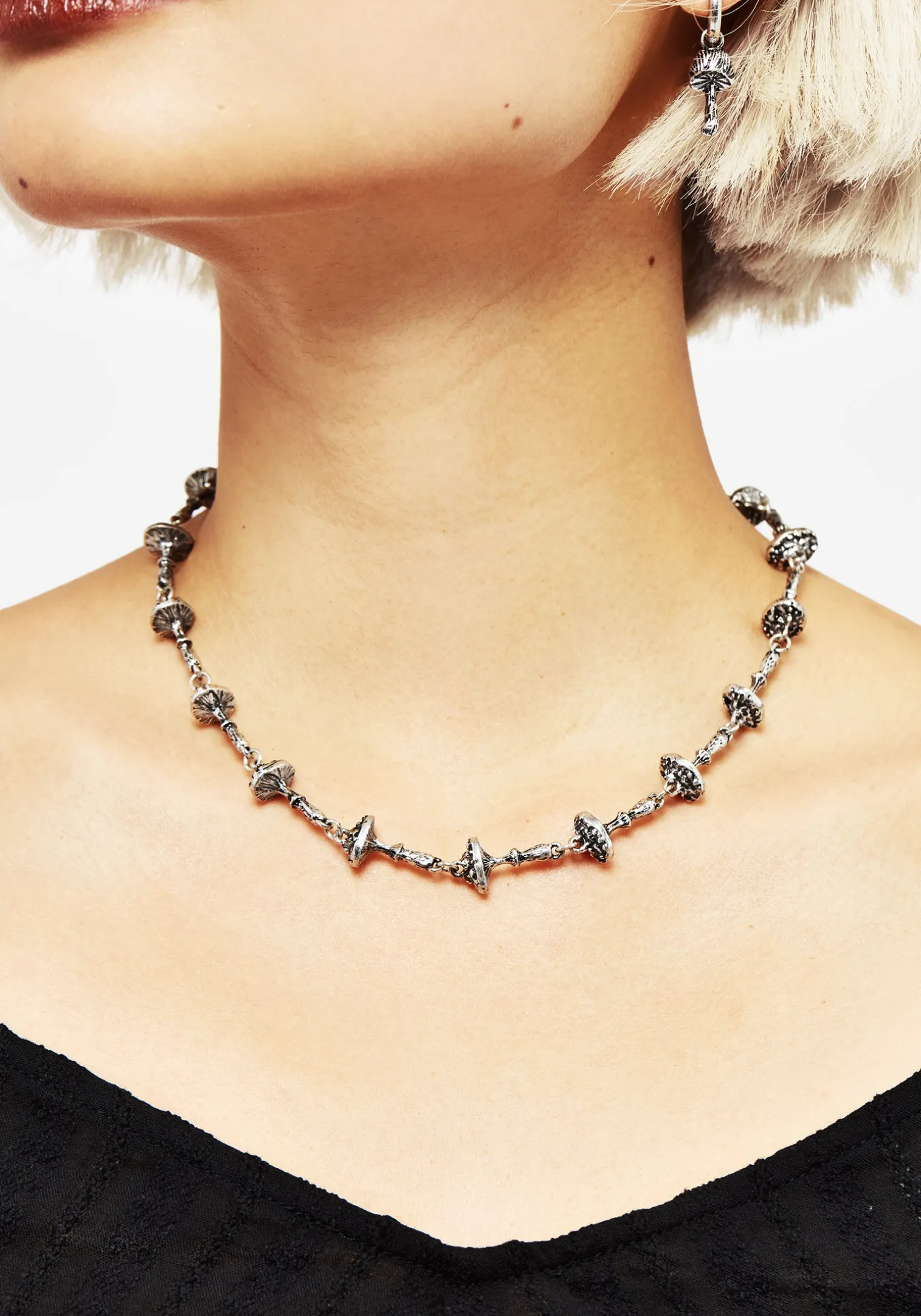 Fabula Linked Charm Necklace