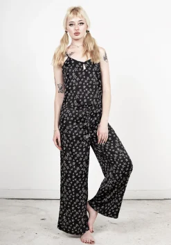 Hallow Pants