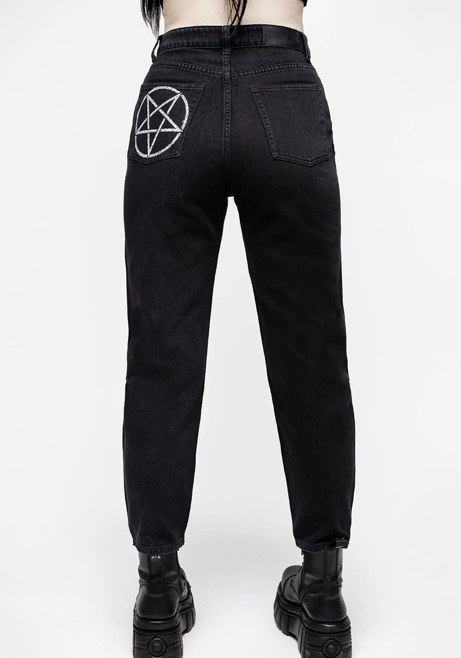 Infernal Mom Jean