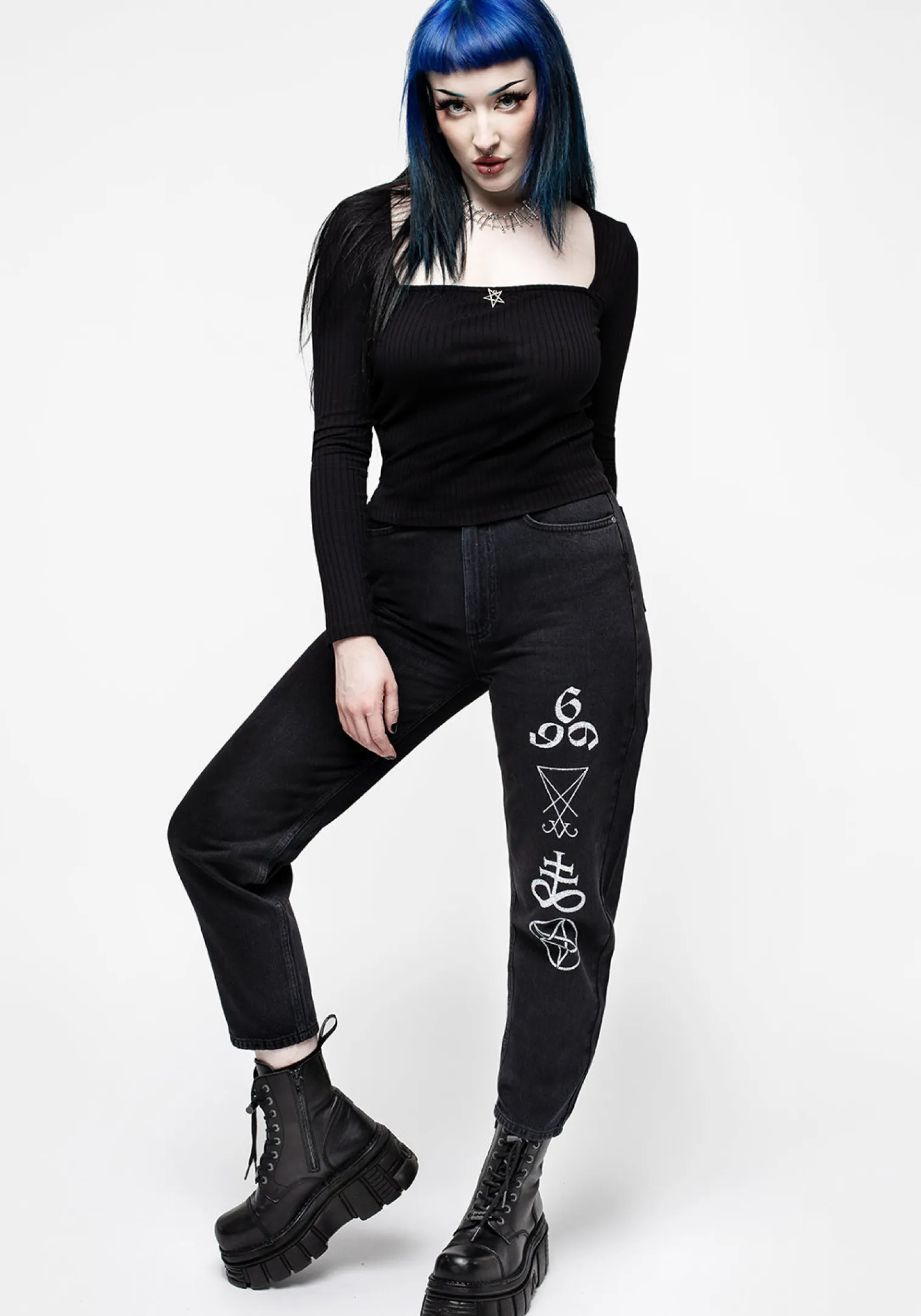 Infernal Mom Jean