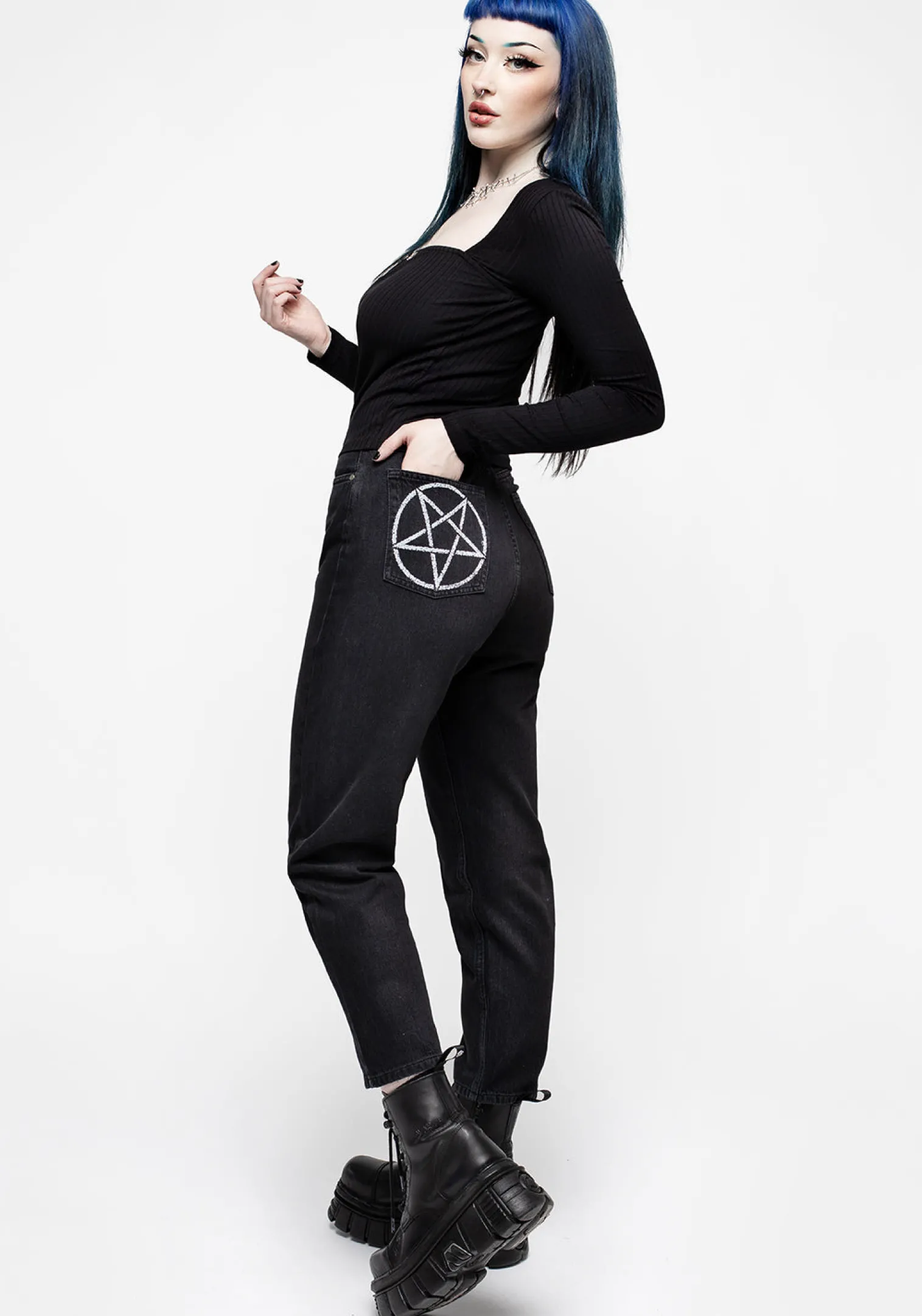 Infernal Mom Jean