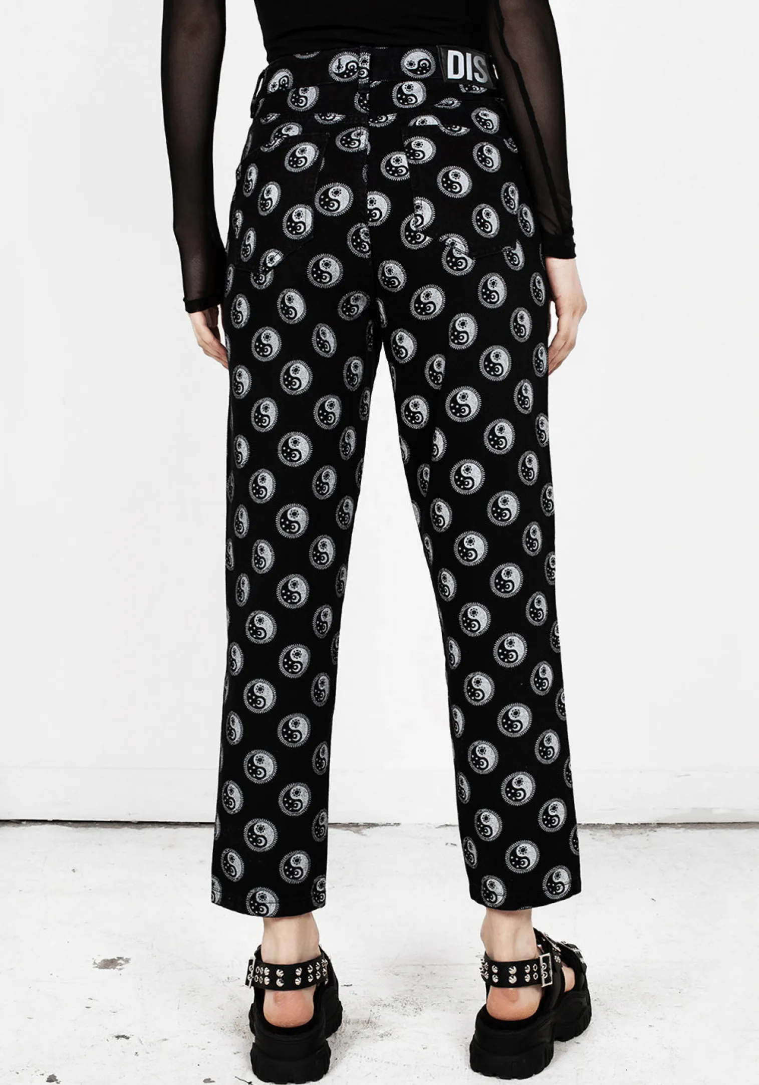 Karma Mom Jeans