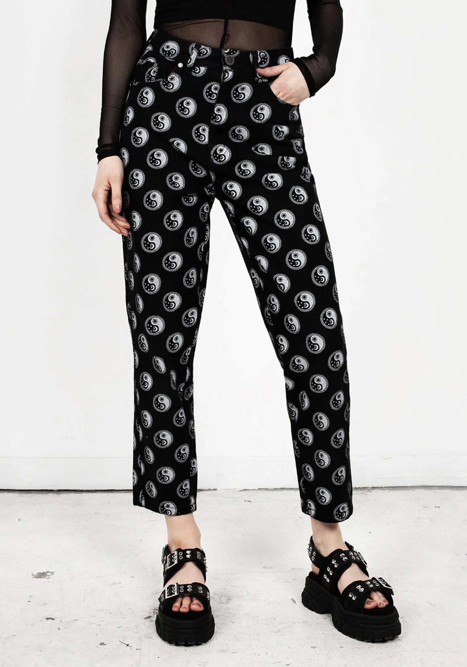 Karma Mom Jeans