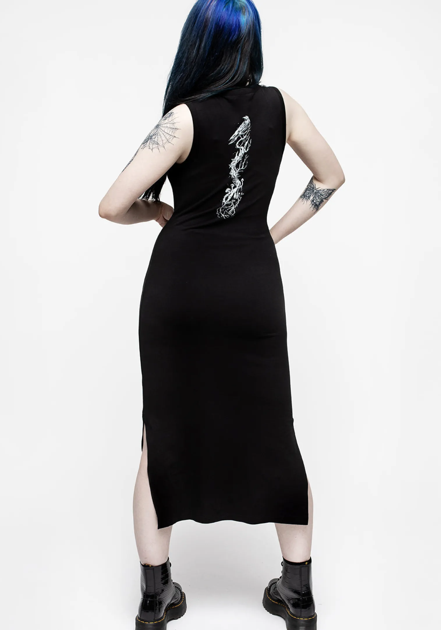 Korun Sleeveless Midi Dress