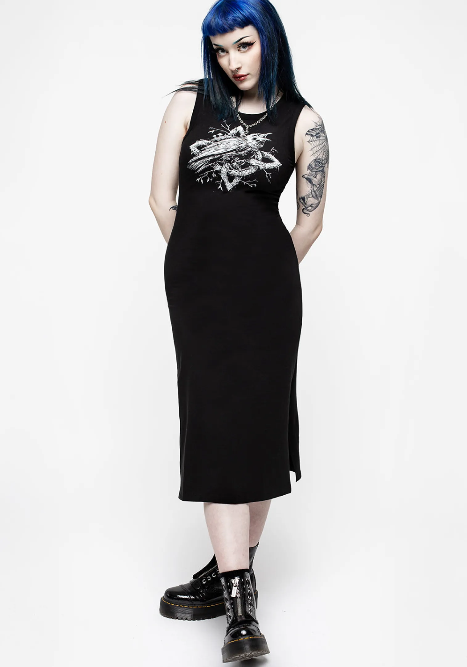 Korun Sleeveless Midi Dress