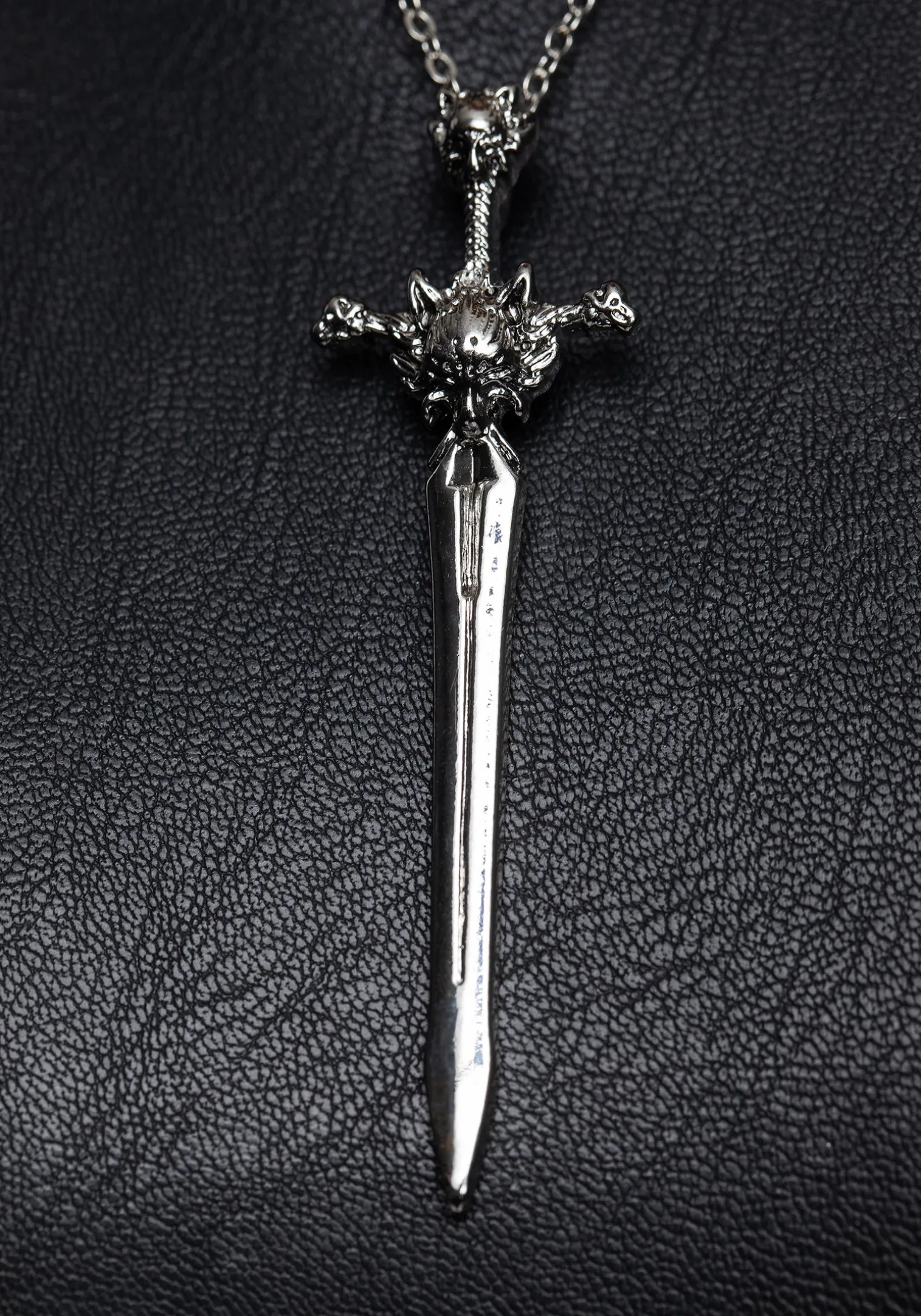 Longclaw Layered Necklace