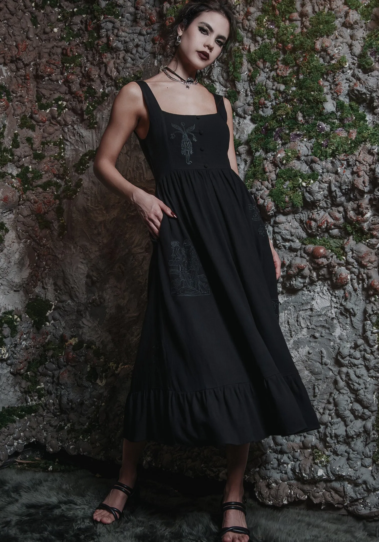 Mandrake Linen-Blend Embroidered Midi Dress