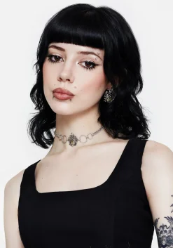 Marte Trapped Flower Choker