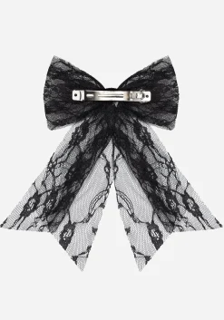Melanie Heart Lace Hair Bow
