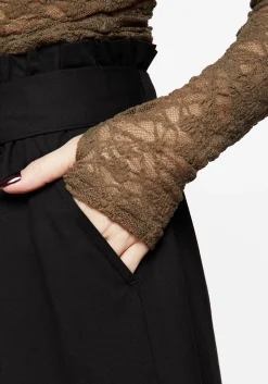 Myrtle Floral Lace Long Sleeve Top