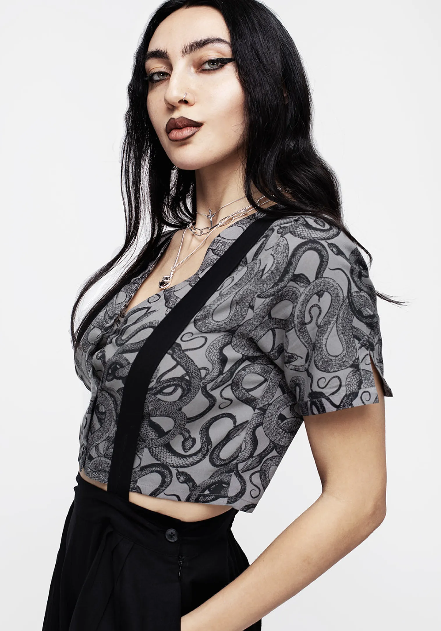Ophidia Snakes Print Button Down Crop Top - Grey