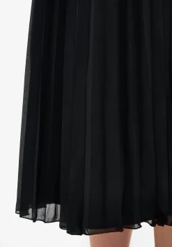 Paridamie Pleated Midi Skirt