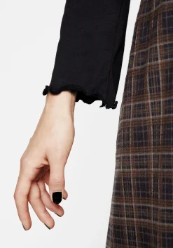 Poetry of Melancholy Graphic Print Long Sleeve Crop Top