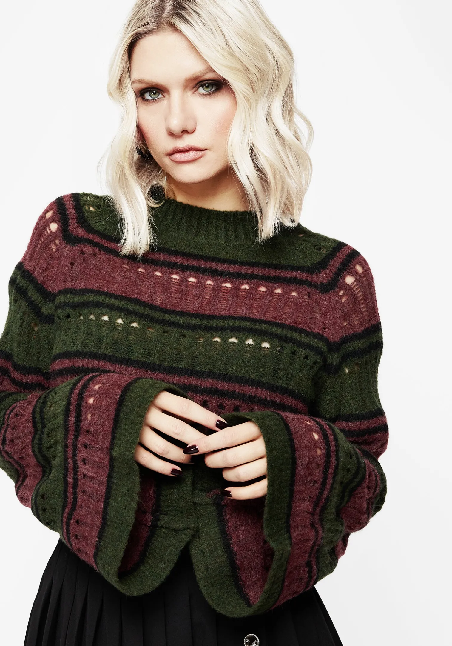 Splinter Stripe Knit Flare Sleeve Crop Sweater