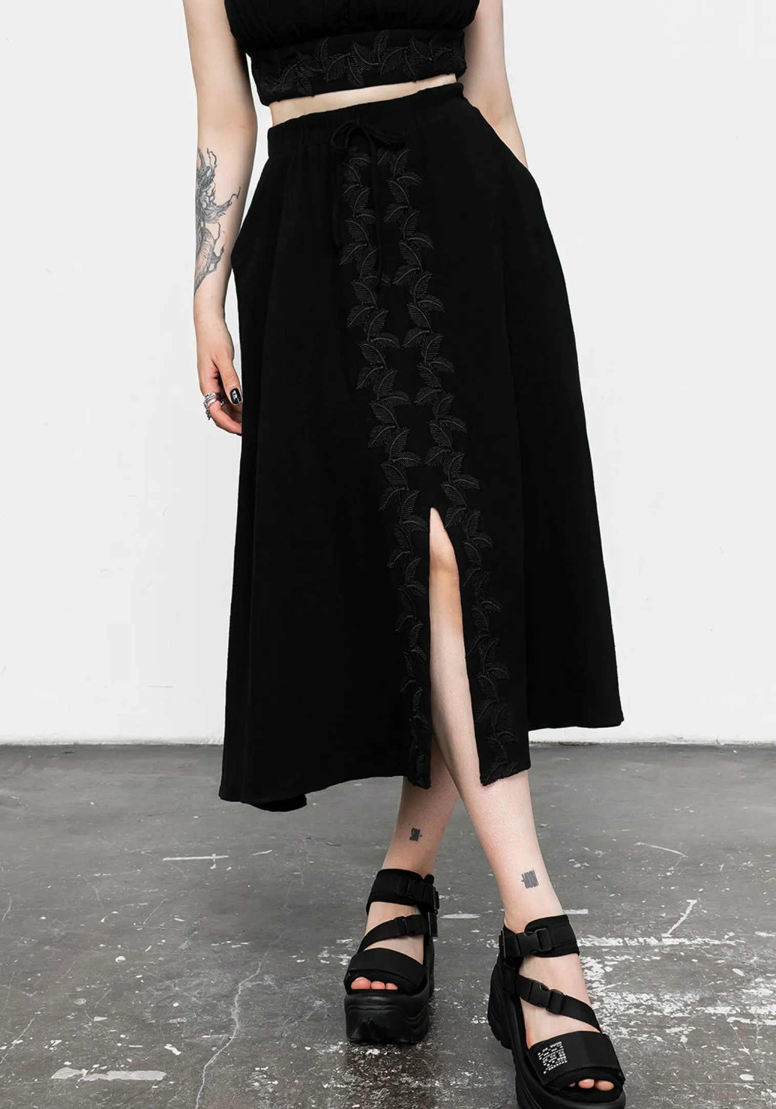 Vine Textured Midi Skirt