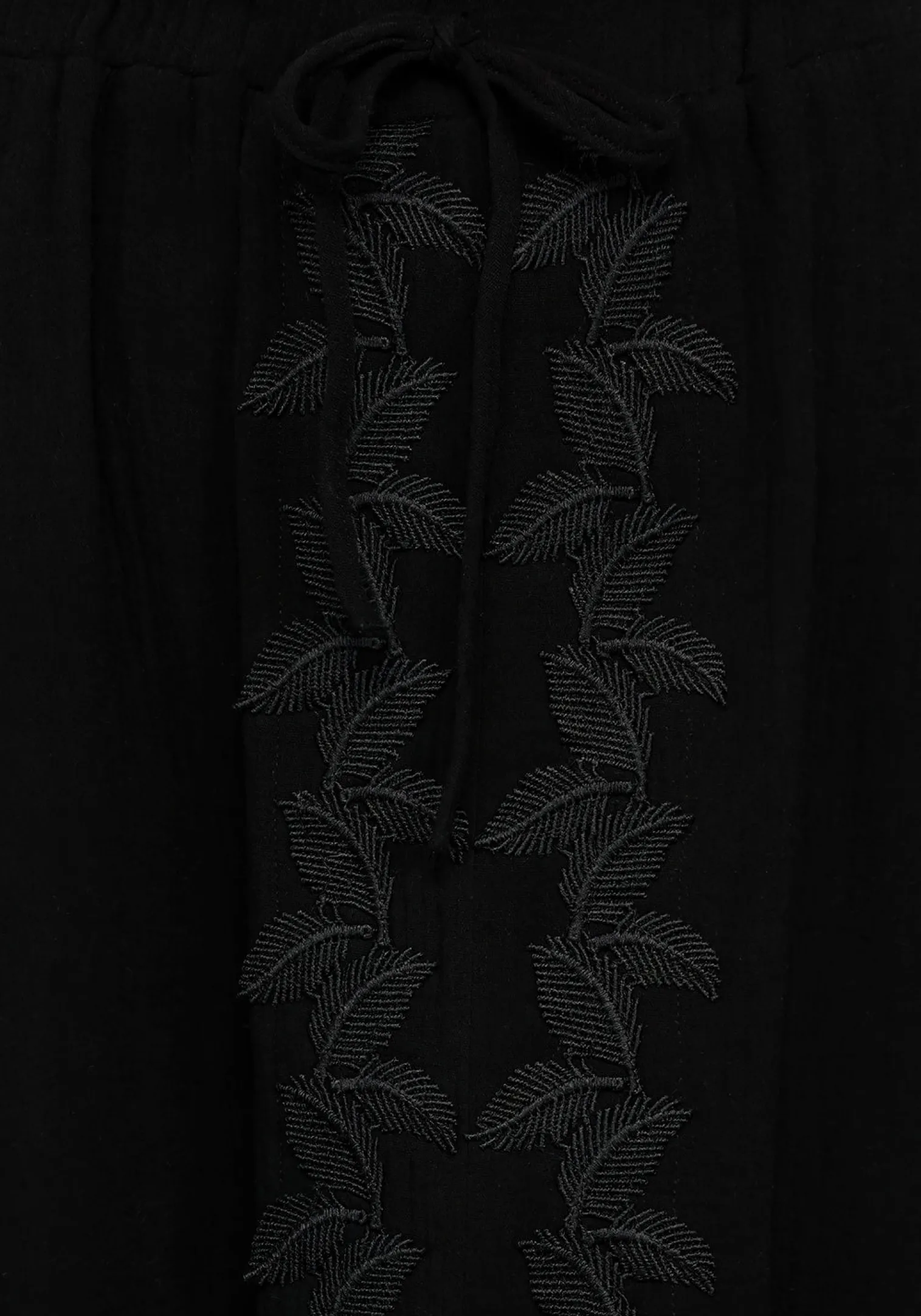 Vine Textured Midi Skirt